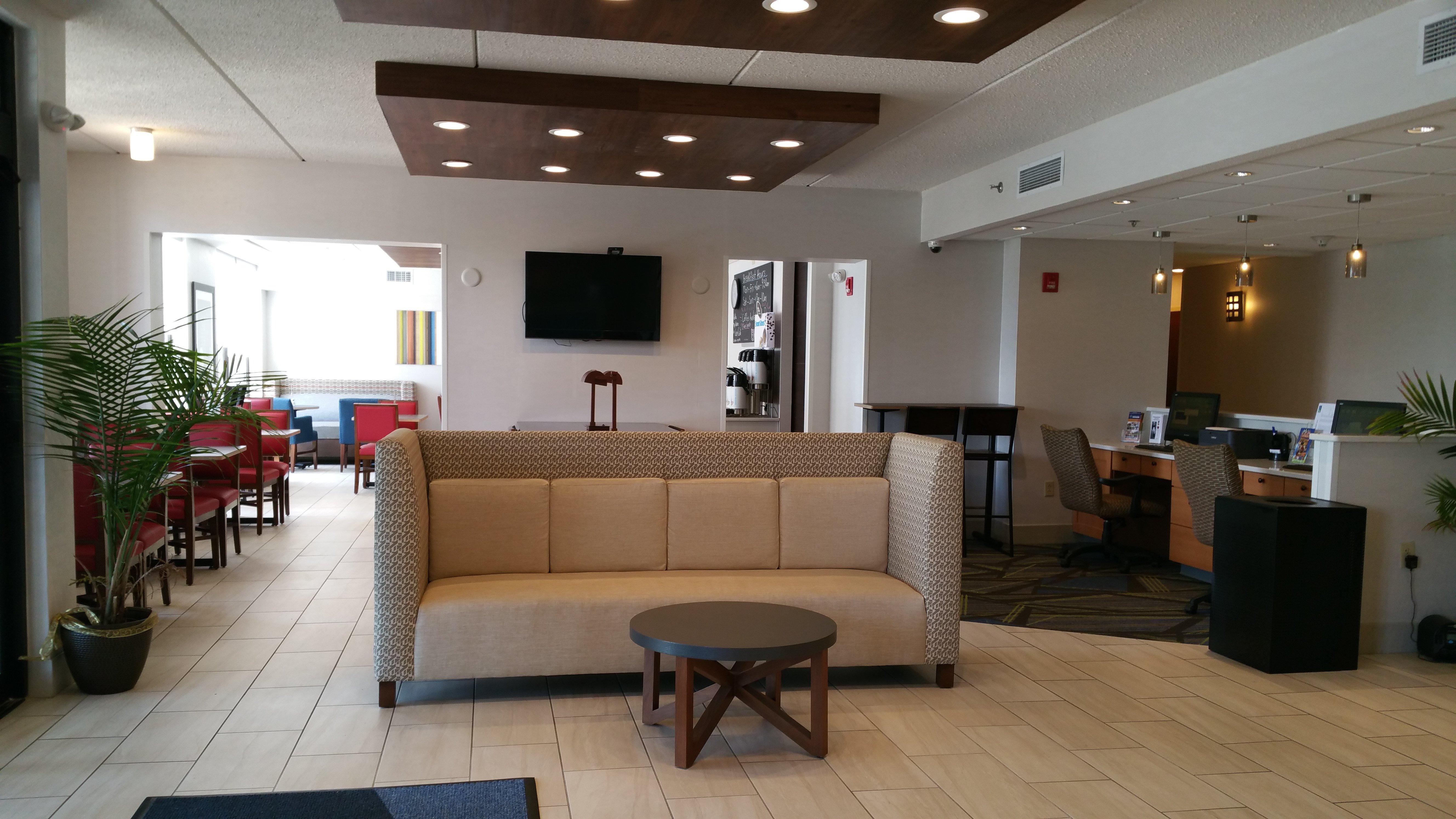 Express East By Ihg