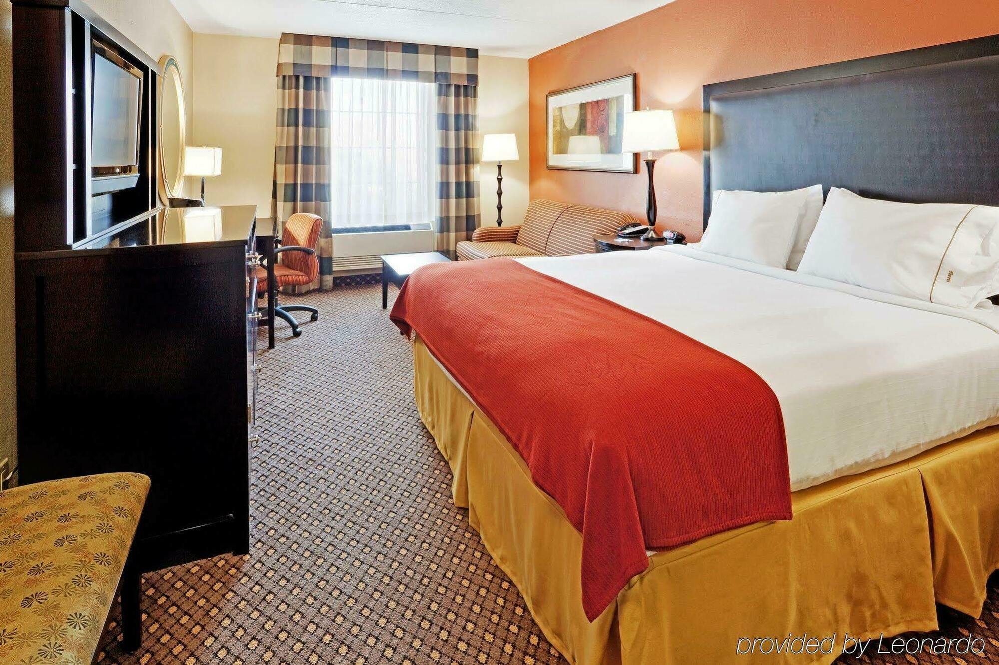 Express East By Ihg 3* Harrisburg