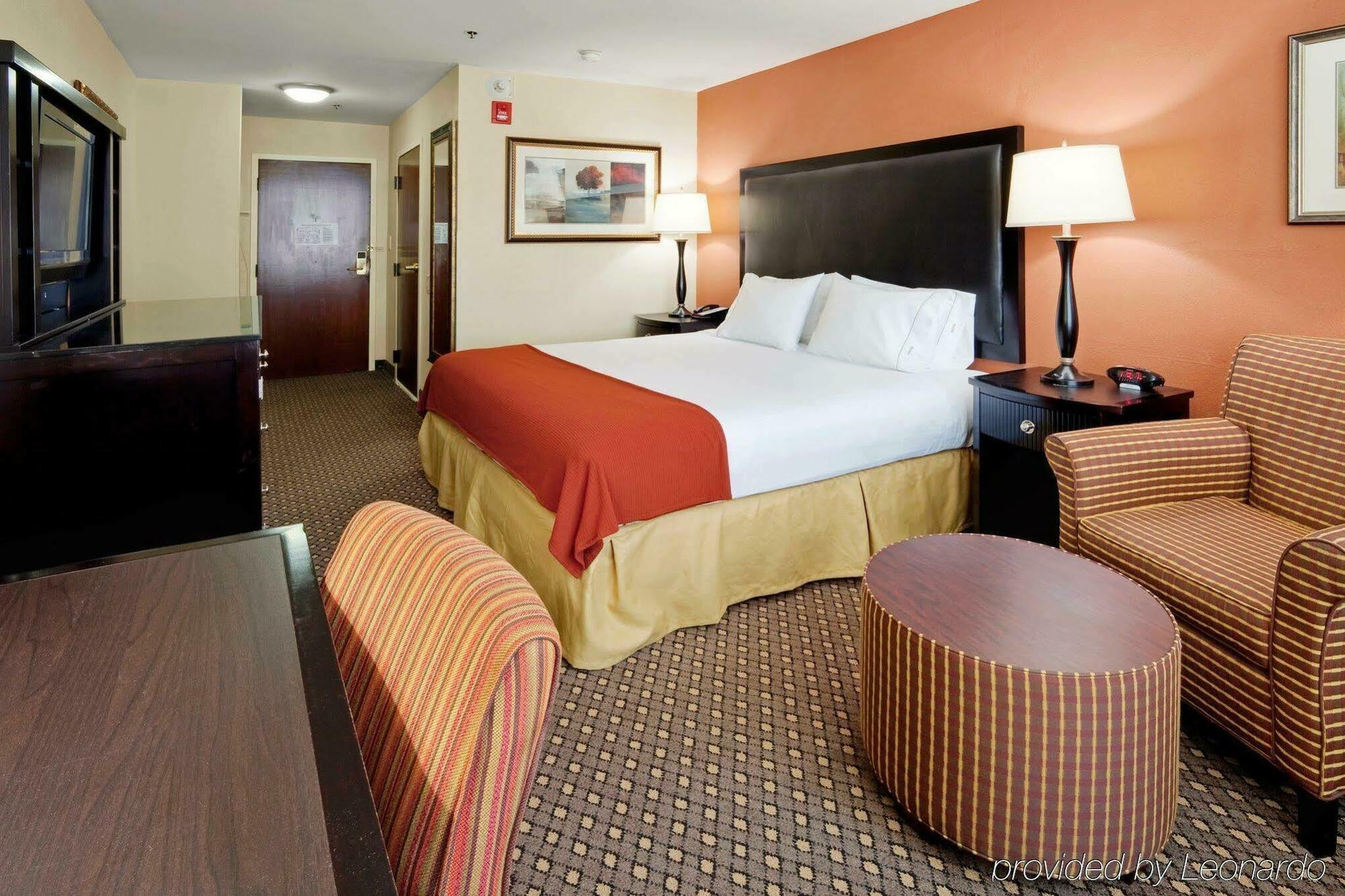 Express East By Ihg Harrisburg